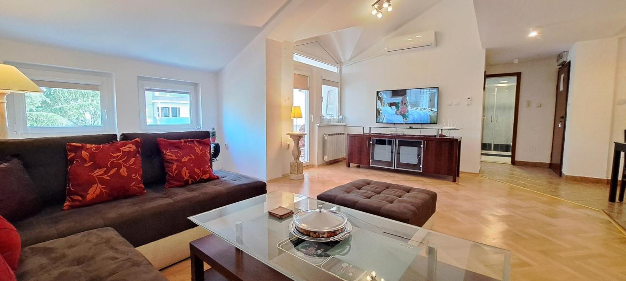 Central Skopje Duplex Apartment Luaran gambar