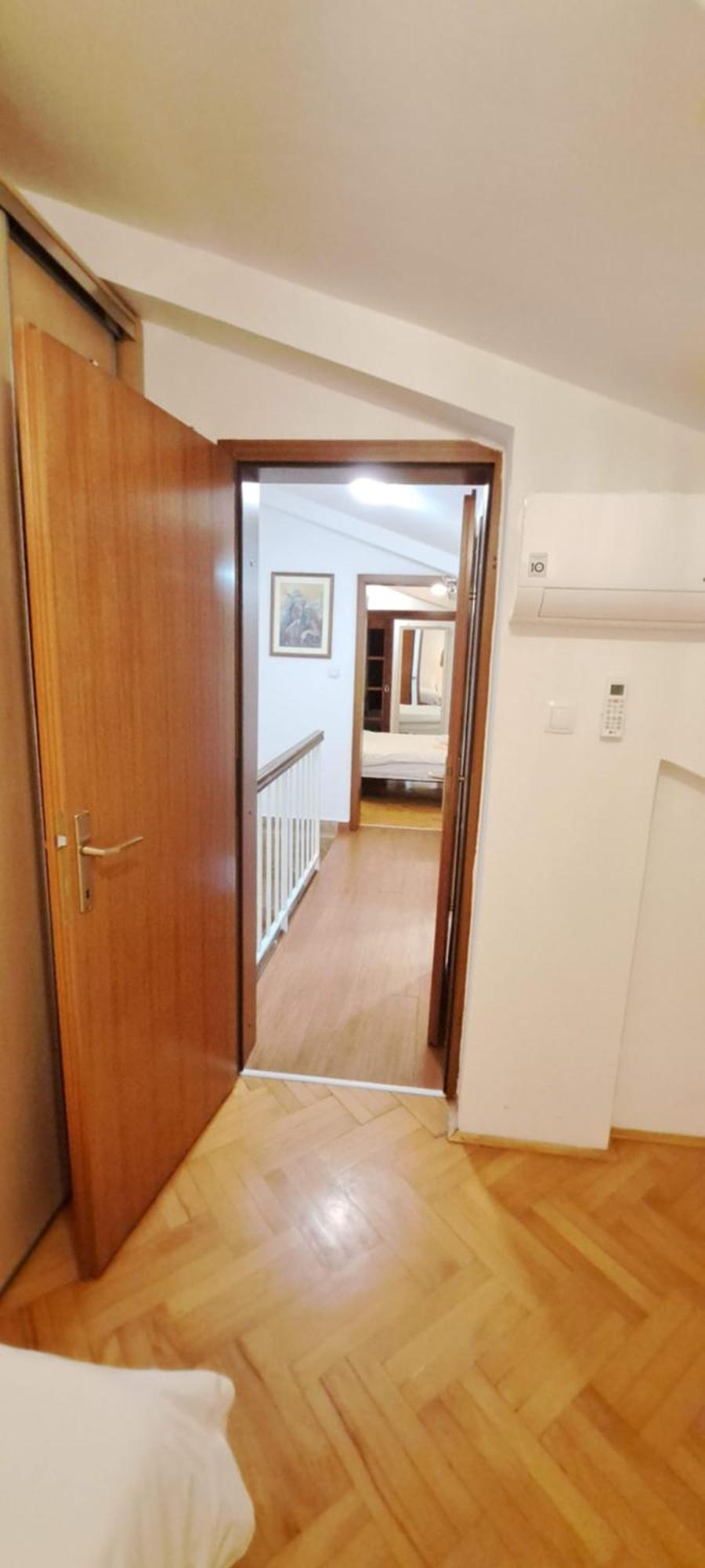 Central Skopje Duplex Apartment Luaran gambar